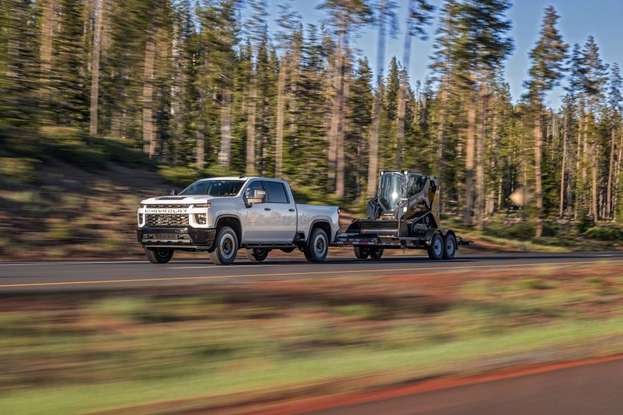 Chevrolet Silverado 2500 HD Custom Crew Cab 2019 года  (фото 18 из 40)